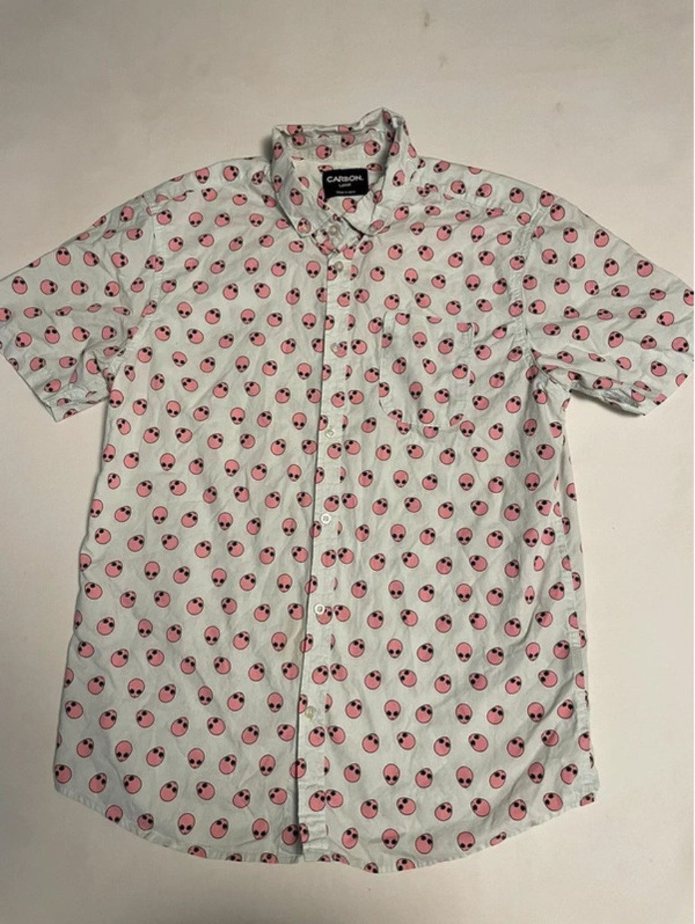 carbon short sleeve shirt alien all over print pink green mens Large